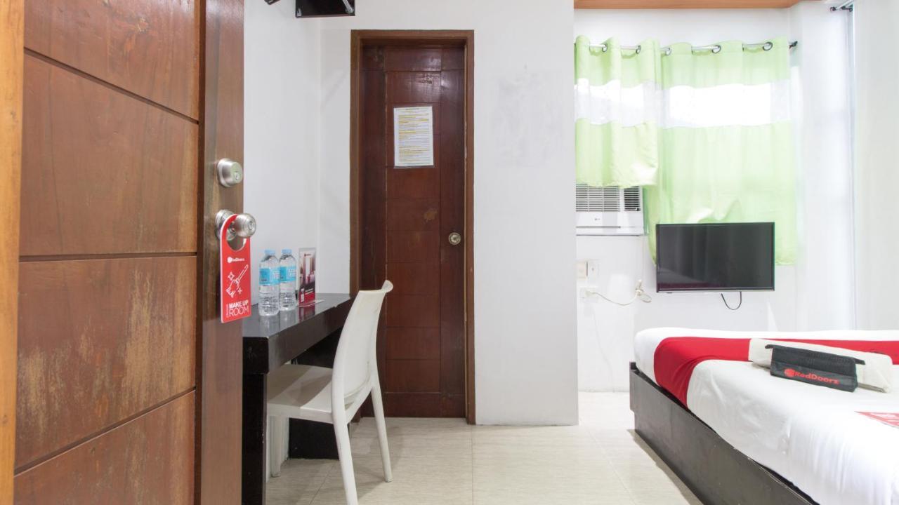 מלון Anibong Reddoorz @ Real Fatima Tacloban מראה חיצוני תמונה